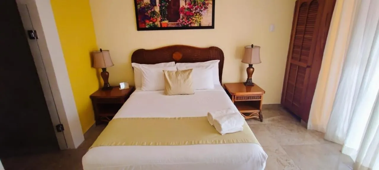**  Hotel Casa Mallorca Cancun Mexico