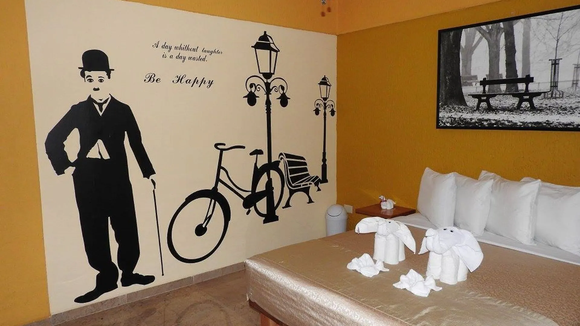 Hotel Casa Mallorca Cancun 2*,