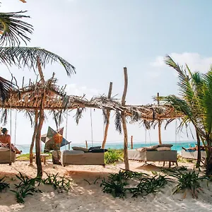 https://ikal-tulum-hotel.allrivieramayahotels.com